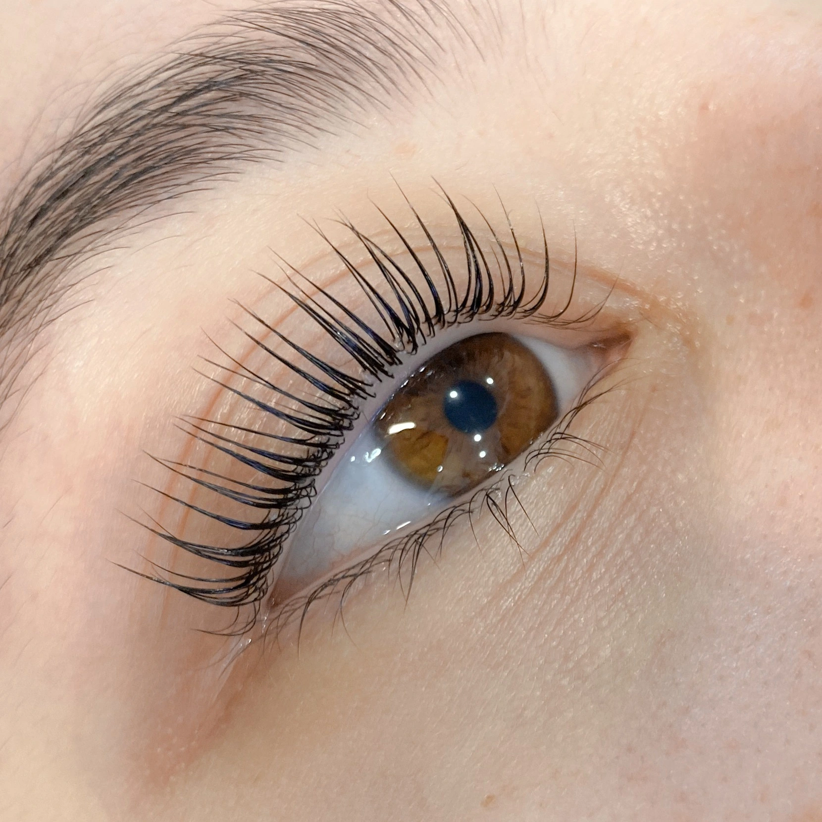 Ламинирование и ботокс ресниц